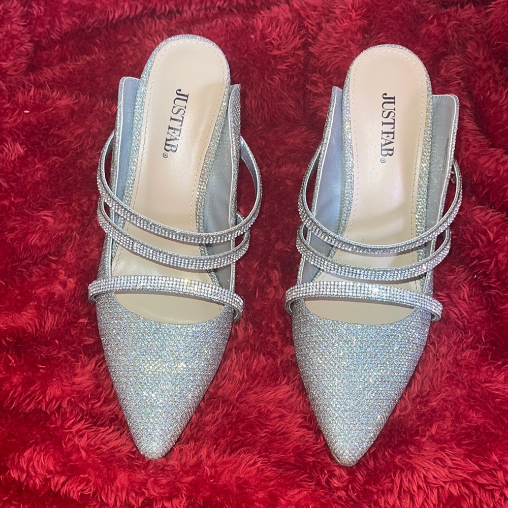Lilia mules strap justfab silver pumps